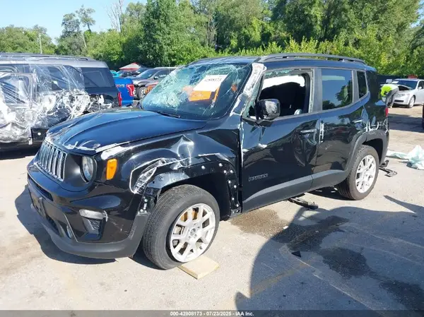ZACNJBBB2KPK71214 2019 JEEP RENEGADE - Image 2