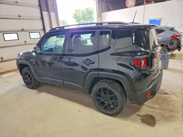 ZACNJBBB2LPL25726 2020 JEEP RENEGADE - Image 2