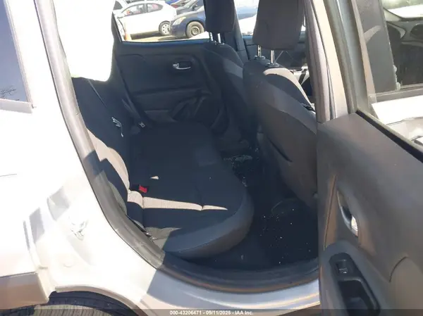 ZACNJBBB2LPL27640 2020 JEEP RENEGADE - Image 8