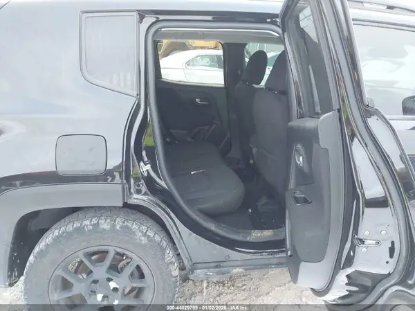 ZACNJBBB2LPL68852 2020 JEEP RENEGADE - Image 8