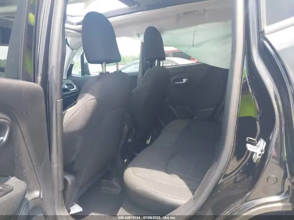 ZACNJBBB2LPL98983 2020 JEEP RENEGADE - Image 8