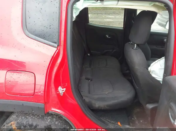 ZACNJBBB3KPK52459 2019 JEEP RENEGADE - Image 8