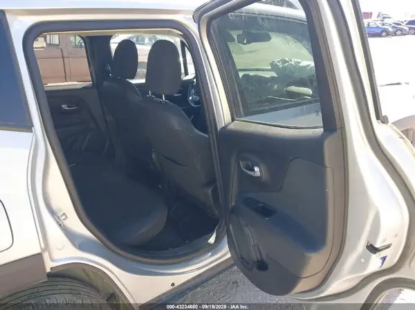 ZACNJBBB3KPK53837 2019 JEEP RENEGADE - Image 8