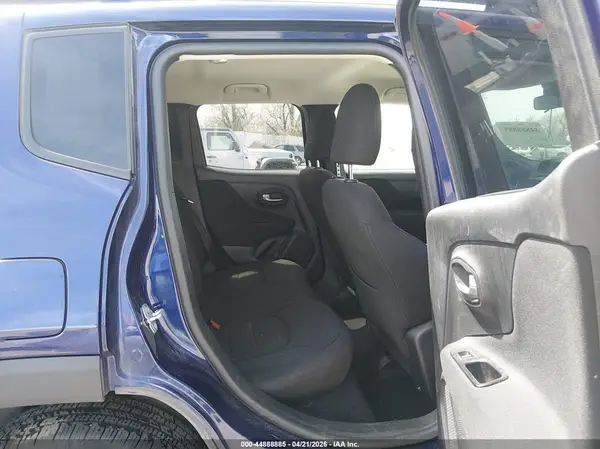 ZACNJBBB3KPK71013 2019 JEEP RENEGADE - Image 8