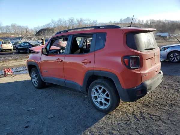 ZACNJBBB3LPL05081 2020 JEEP RENEGADE - Image 2