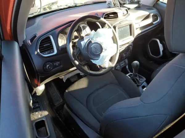 ZACNJBBB3LPL05081 2020 JEEP RENEGADE - Image 8