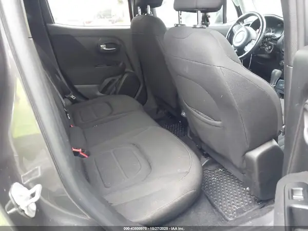 ZACNJBBB3LPL71761 2020 JEEP RENEGADE - Image 8