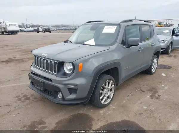 ZACNJBBB3LPL84042 2020 JEEP RENEGADE - Image 2