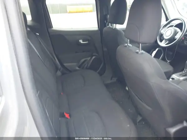 ZACNJBBB3LPL84042 2020 JEEP RENEGADE - Image 8
