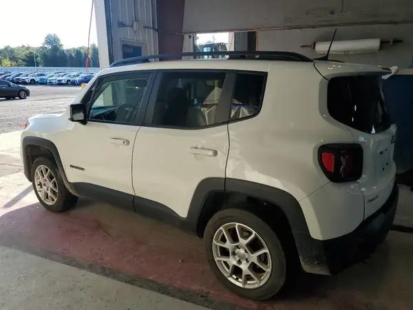 ZACNJBBB3LPL98197 2020 JEEP RENEGADE - Image 2