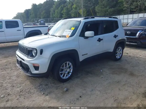 ZACNJBBB3LPM02863 2020 JEEP RENEGADE - Image 2