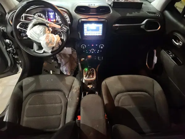 ZACNJBBB4KPK68685 2019 JEEP RENEGADE - Image 8