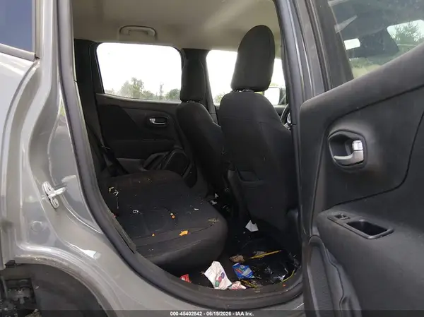 ZACNJBBB4LPL05624 2020 JEEP RENEGADE - Image 8