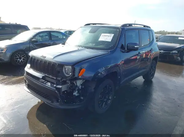 ZACNJBBB4LPL57545 2020 JEEP RENEGADE - Image 2
