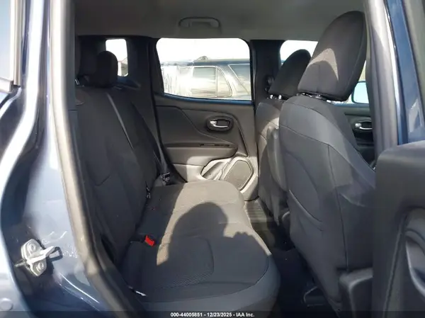 ZACNJBBB4LPL57545 2020 JEEP RENEGADE - Image 8