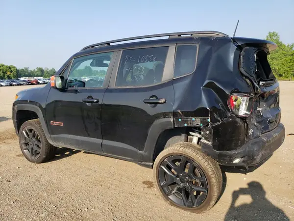 ZACNJBBB4LPL69565 2020 JEEP RENEGADE - Image 2