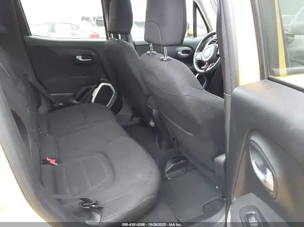 ZACNJBBB5KPJ92216 2019 JEEP RENEGADE - Image 8