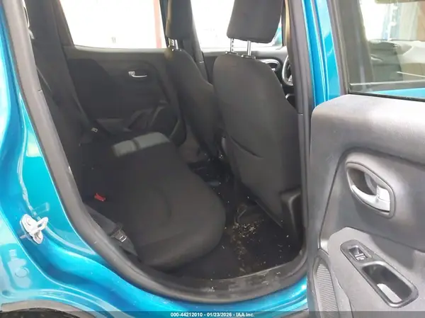ZACNJBBB5LPL53908 2020 JEEP RENEGADE - Image 8