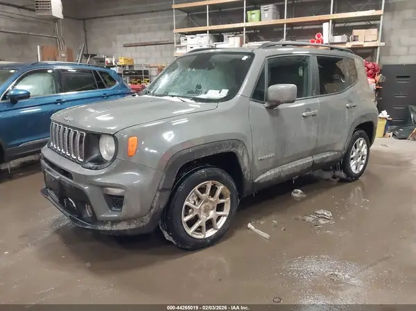 ZACNJBBB5LPL89811 2020 JEEP RENEGADE - Image 2