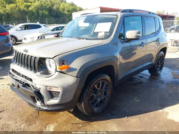 ZACNJBBB5LPM00967 2020 JEEP RENEGADE - Image 2