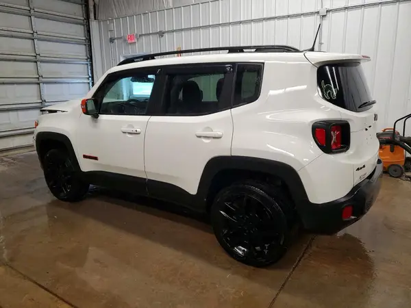 ZACNJBBB5LPM04985 2020 JEEP RENEGADE - Image 2