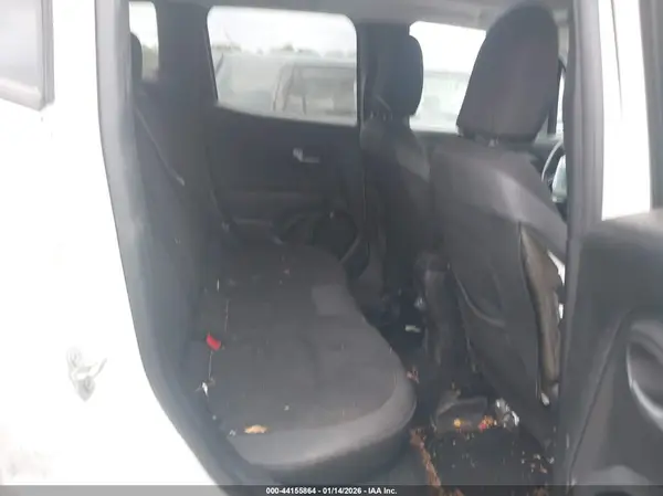 ZACNJBBB6KPJ73741 2019 JEEP RENEGADE - Image 8