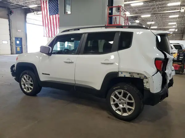 ZACNJBBB6KPJ83976 2019 JEEP RENEGADE - Image 2