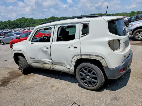 ZACNJBBB6KPJ98980 2019 JEEP RENEGADE - Image 2