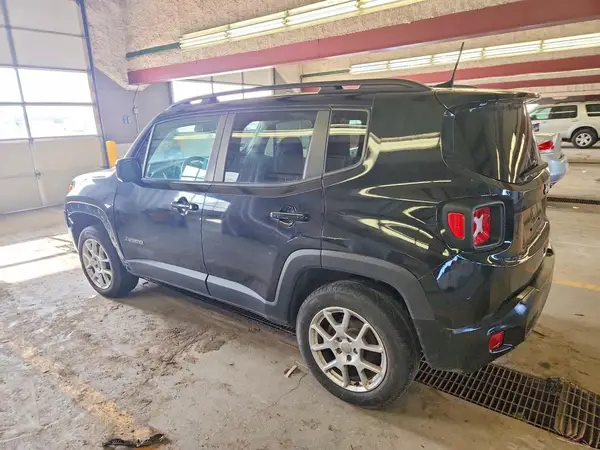 ZACNJBBB6KPK01764 2019 JEEP RENEGADE - Image 2