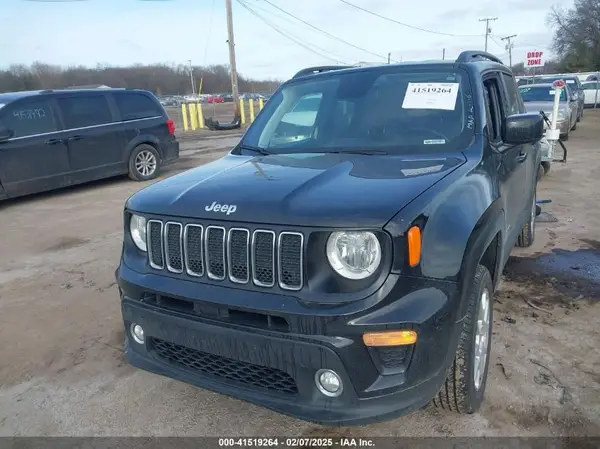 ZACNJBBB6KPK42718 2019 JEEP RENEGADE - Image 2