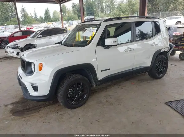 ZACNJBBB6KPK47062 2019 JEEP RENEGADE - Image 2