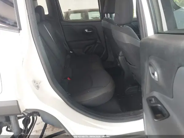 ZACNJBBB6KPK47062 2019 JEEP RENEGADE - Image 8