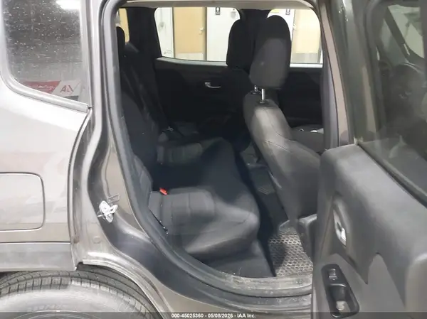 ZACNJBBB6KPK75119 2019 JEEP RENEGADE - Image 8