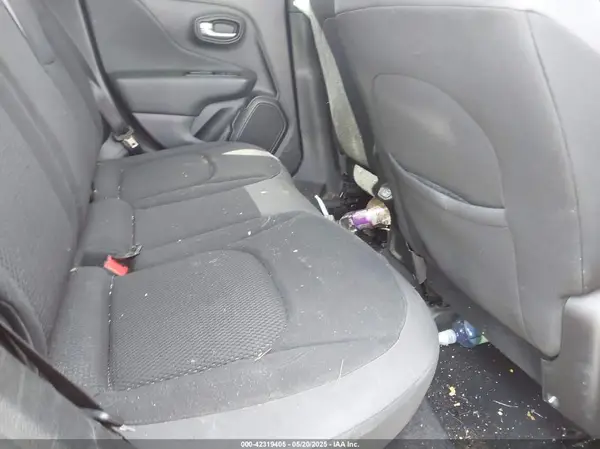 ZACNJBBB6LPL13871 2020 JEEP RENEGADE - Image 8
