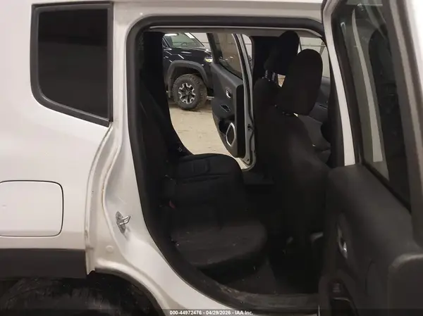 ZACNJBBB7KPJ95568 2019 JEEP RENEGADE - Image 8