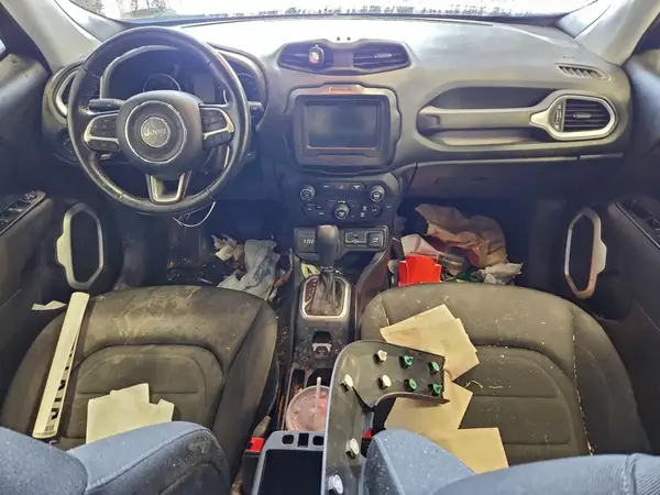 ZACNJBBB7KPJ96784 2019 JEEP RENEGADE - Image 8