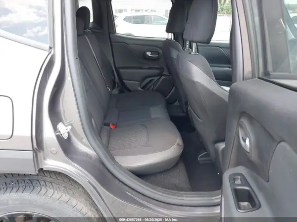 ZACNJBBB7KPK48785 2019 JEEP RENEGADE - Image 8
