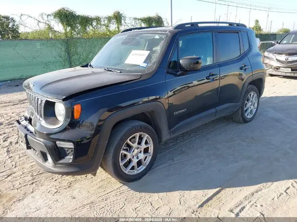 ZACNJBBB7LPL31926 2020 JEEP RENEGADE - Image 2