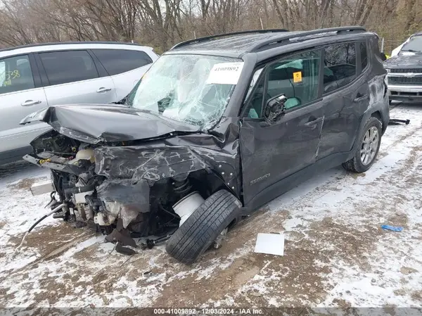 ZACNJBBB7LPL67244 2020 JEEP RENEGADE - Image 2