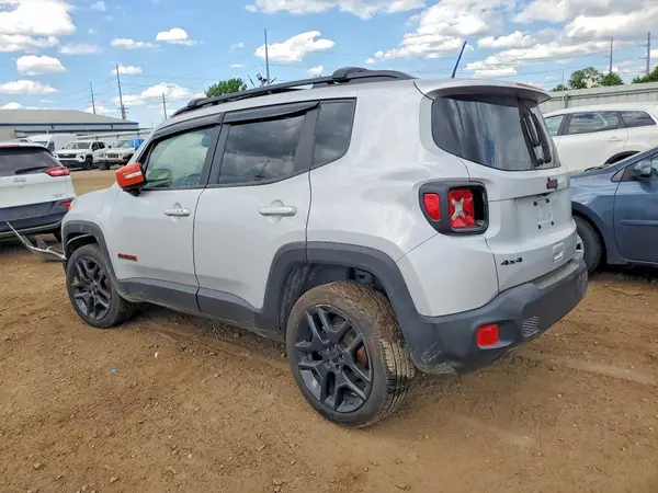 ZACNJBBB7LPL75103 2020 JEEP RENEGADE - Image 2