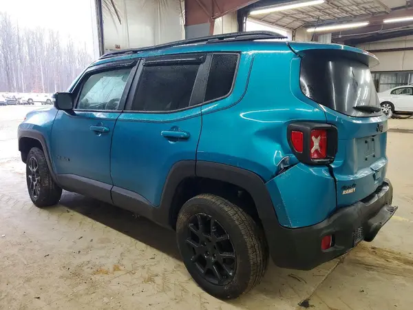 ZACNJBBB7LPL84447 2020 JEEP RENEGADE - Image 2