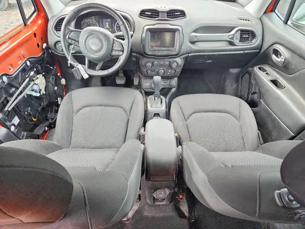 ZACNJBBB8KPJ84045 2019 JEEP RENEGADE - Image 8