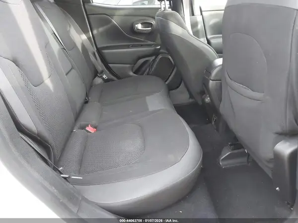 ZACNJBBB8KPK54739 2019 JEEP RENEGADE - Image 8
