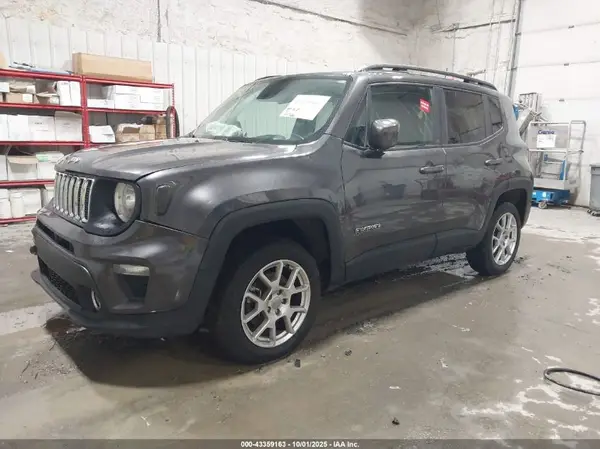 ZACNJBBB8LPL19526 2020 JEEP RENEGADE - Image 2