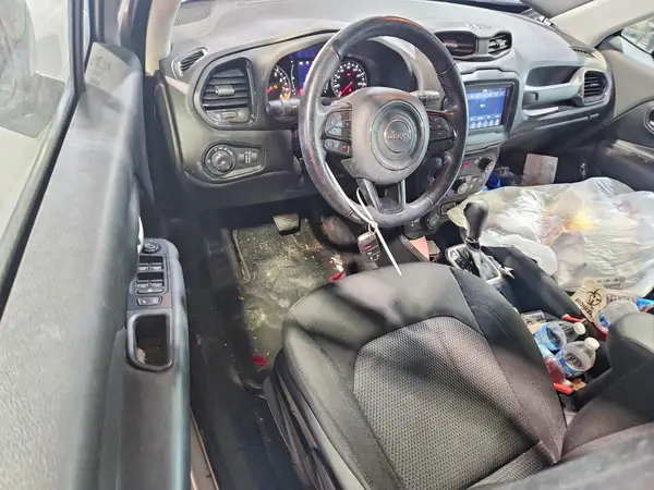 ZACNJBBB8LPL33295 2020 JEEP RENEGADE - Image 8