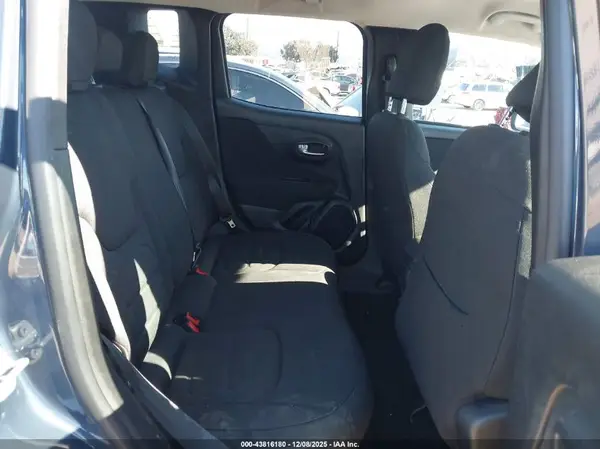 ZACNJBBB8LPL83887 2020 JEEP RENEGADE - Image 8