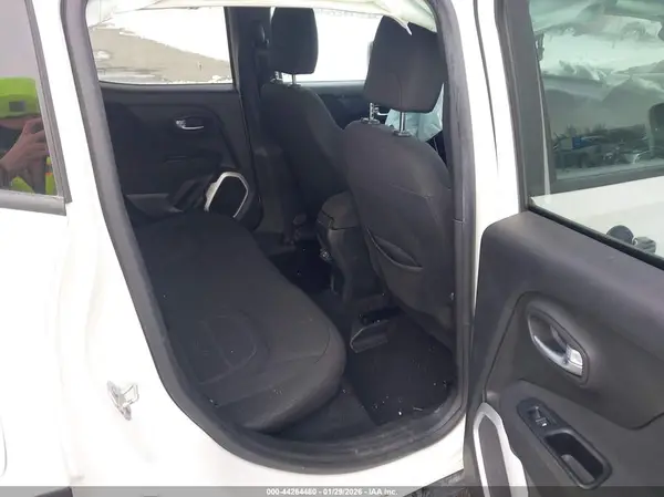 ZACNJBBB9KPJ73345 2019 JEEP RENEGADE - Image 8