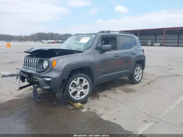 ZACNJBBB9KPJ74477 2019 JEEP RENEGADE - Image 2