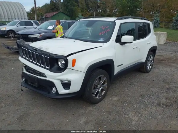 ZACNJBBB9KPK26156 2019 JEEP RENEGADE - Image 2