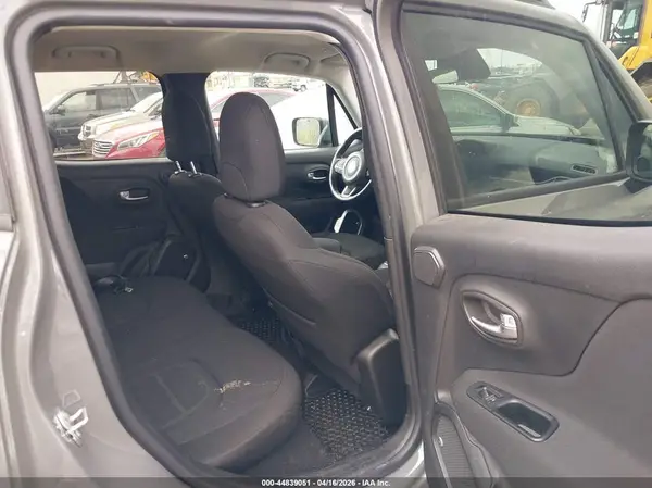 ZACNJBBB9KPK47007 2019 JEEP RENEGADE - Image 8